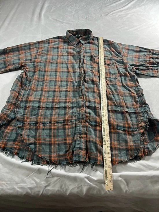 Easel Los Angeles Women’s Long Sleeve Raw Hems Flannel Size Large Distressed - Picture 8 of 14